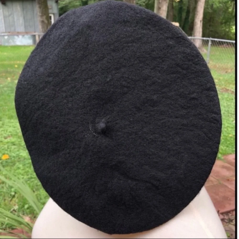 Black beret French Hat
